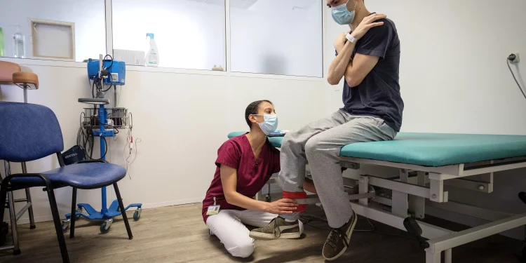 Santé : quand infirmiers, kinés et opticiens prennent le relais des médecins !