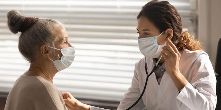 découvrez notre complémentaire santé spécialement conçue pour les seniors. profitez de garanties adaptées à vos besoins, d'un remboursement optimal et d'un accompagnement personnalisé pour préserver votre santé tout en maîtrisant vos dépenses.