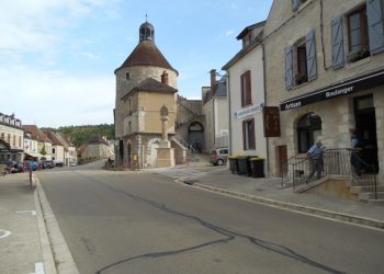 découvrez la mutuelle vermenton, votre partenaire santé en bourgogne. bénéficiez d'une couverture adaptée à vos besoins, d'un service client à l'écoute et de tarifs compétitifs pour protéger votre santé et celle de votre famille.