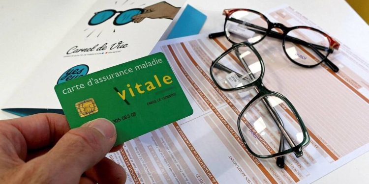 Gel des cotisations santé : comptez-vous contester l’augmentation des tarifs de votre mutuelle ? Donnez-nous votre avis !