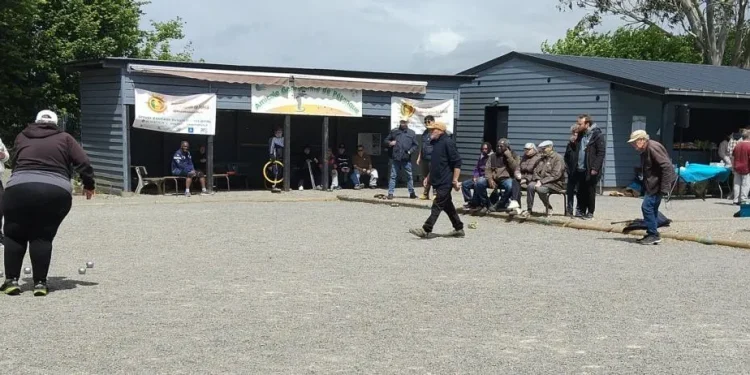 Saint-Georges-des-Groseillers : Un tournoi de pétanque pour briser l’isolement et rassembler la communauté